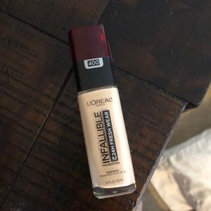 L’Oréal infallible fresh wear foundation 400